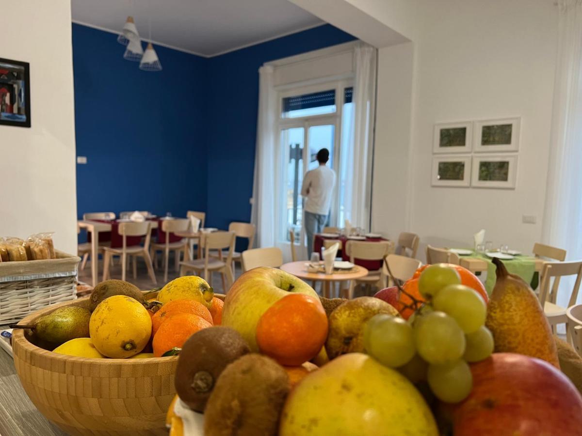 Garibaldi R&B Bed and Breakfast Messina Eksteriør billede