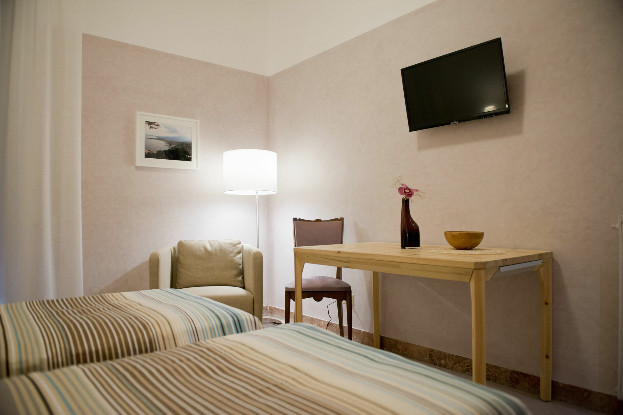 Garibaldi R&B Bed and Breakfast Messina Eksteriør billede